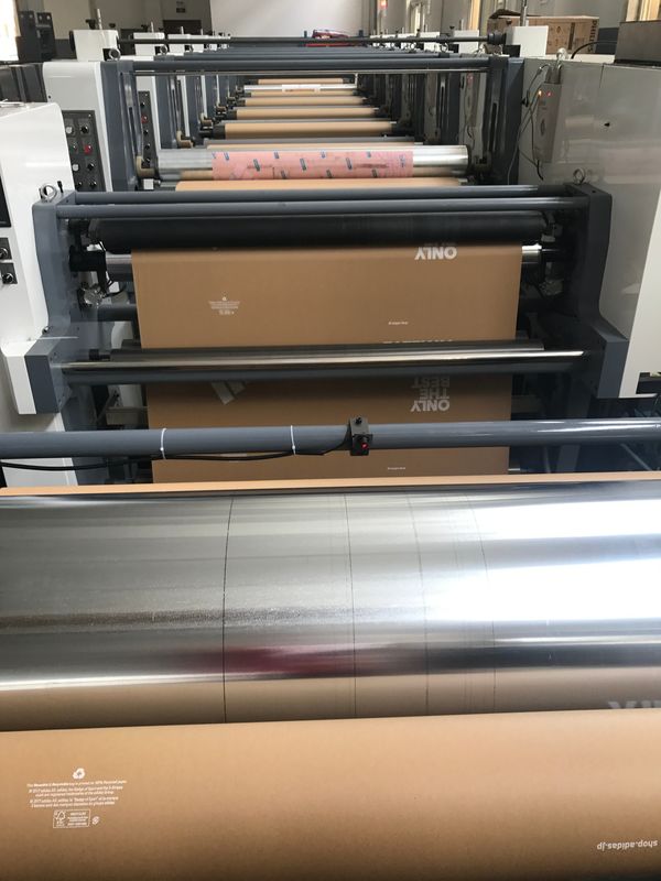 Yüksek Hızlı Çok Renkli Hamburger Kutusu Flexografik Yazdırma Makinesi 1/8cp Gearing