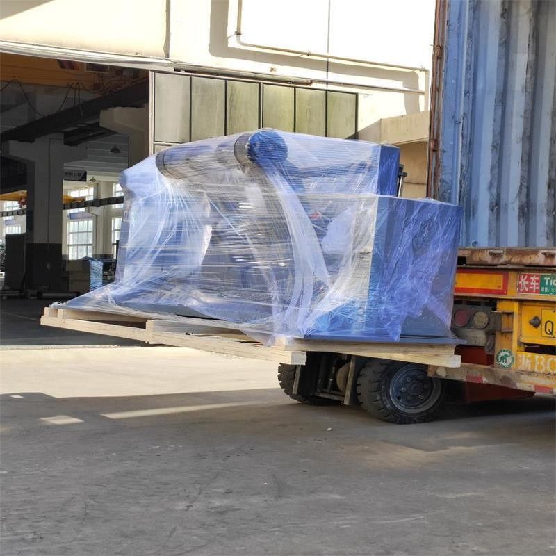 Kağıt bardaklar ve kartonlar için mangal tipi flexo baskı makinesi