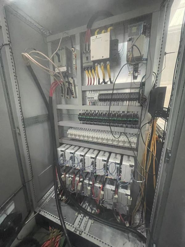 Yüksek Kaliteli Kağıt Kupa Yazdırma Makinesi Tek Geçişli Kurulmalı Yazdırma Makinesi Tek Geçişli Yazı makinesi