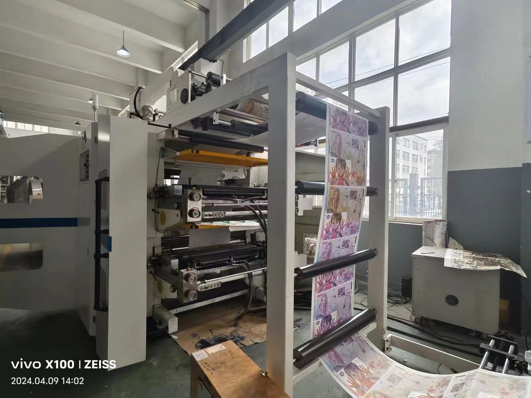 Vertikal Tipi Kaskad Fleksografik Baskı Makinesi Kağıt Dokunulmamış Malzemeler için