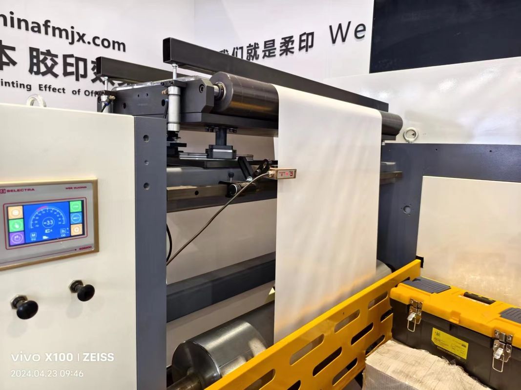 Mürekkep Rolleri Baskı Roleri'nden Ayrılmış Yumruklu Türlü Fleksiyon Baskı Makinesi