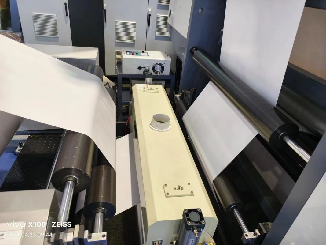Kolaylık için IR kurutma ve geri sarma ile tek geçişli mangal tipi flexo baskı makinesi