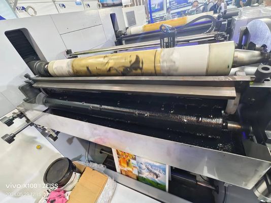 Kağıt Kupa Karton Çanta ve Paket için Kollu Tip Flexo Baskı Makinesi 1000mm Genişliği 150m/min Hız PLC Kontrolü
